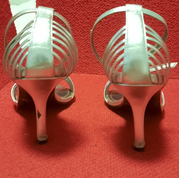 💥💥Silver kitten heel shoes - Picture 6 of 8
